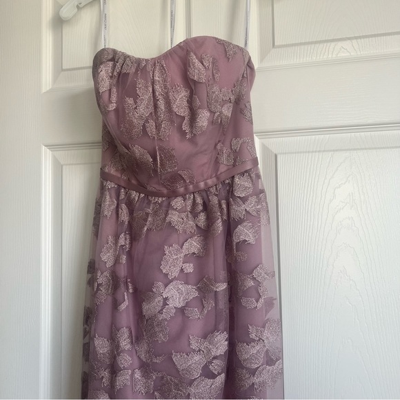 Lavender floral gown - Picture 3 of 4